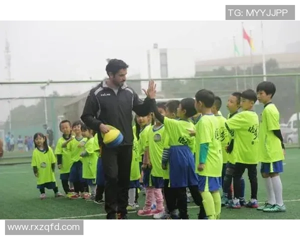 曾经做过球童的足球明星们的成长故事与传奇经历 曾经做过球童的足球明星们的成长故事与传奇经历